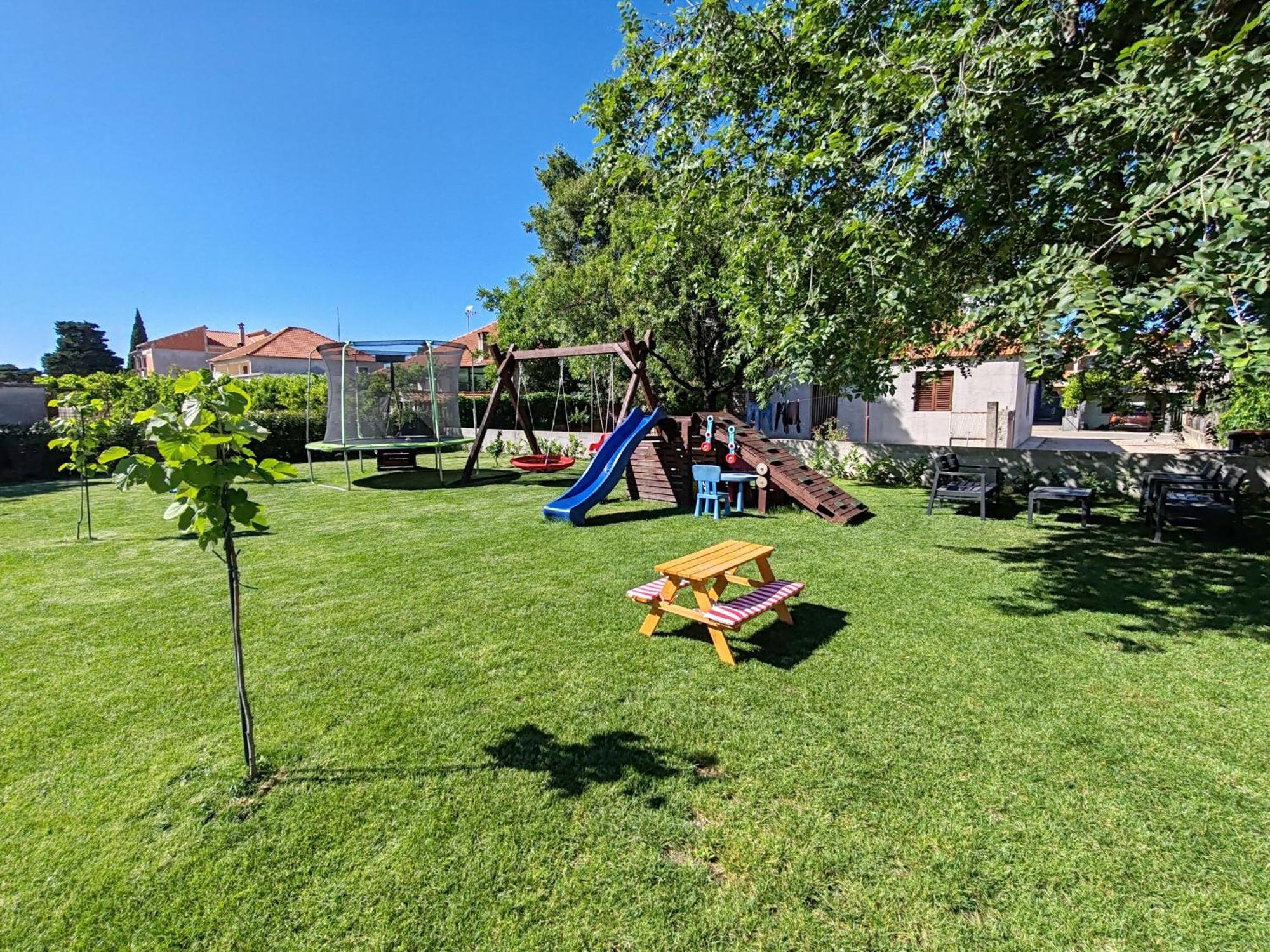 Appartement Apartman Brigita à Biograd Na Moru Extérieur photo